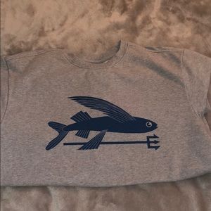 patagonia women’s sweatshirt